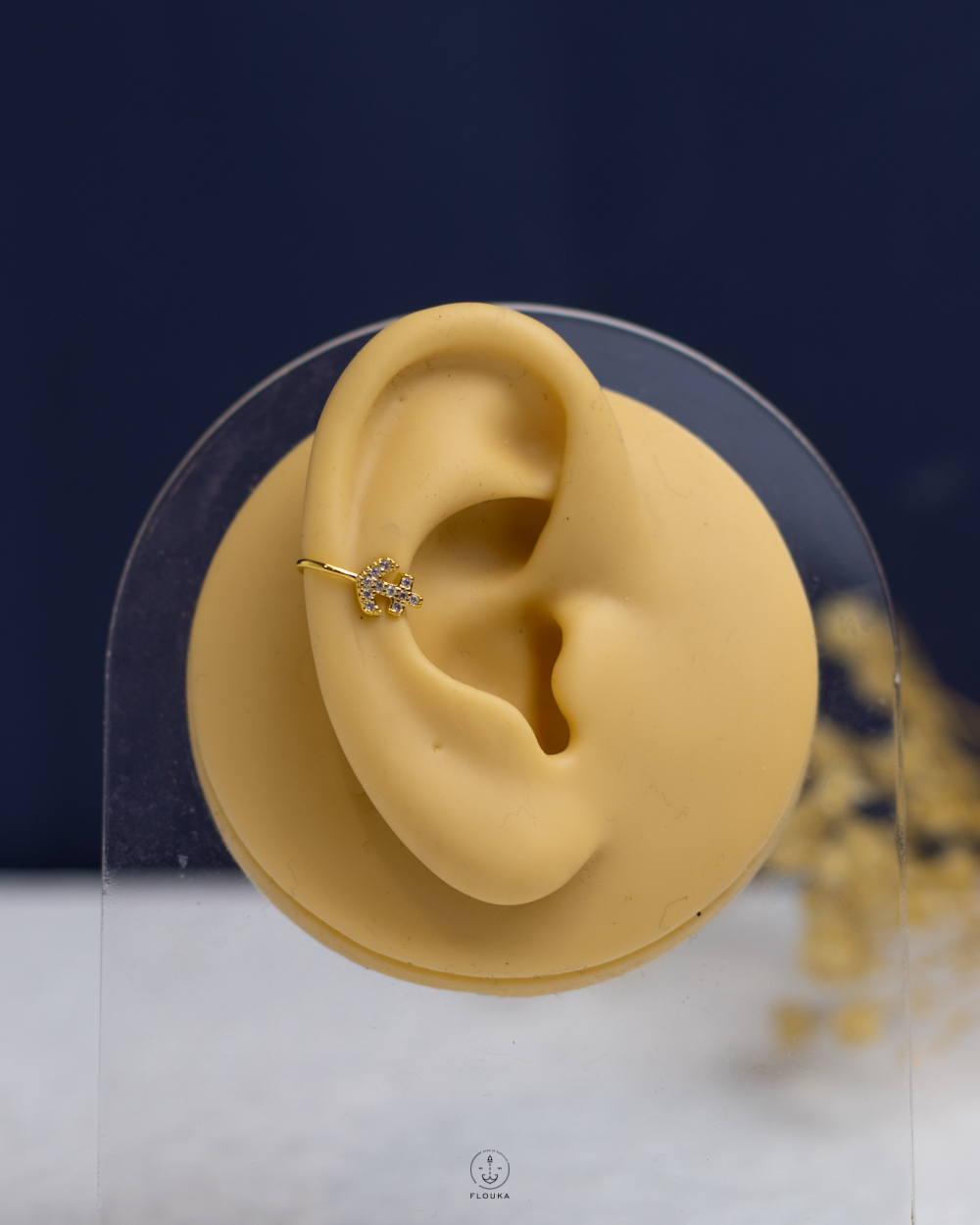 1761606162_C0162.jpg tiny struas gold anchor cuff earring