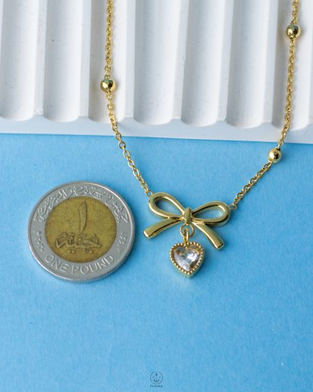 white heart gold tie necklace