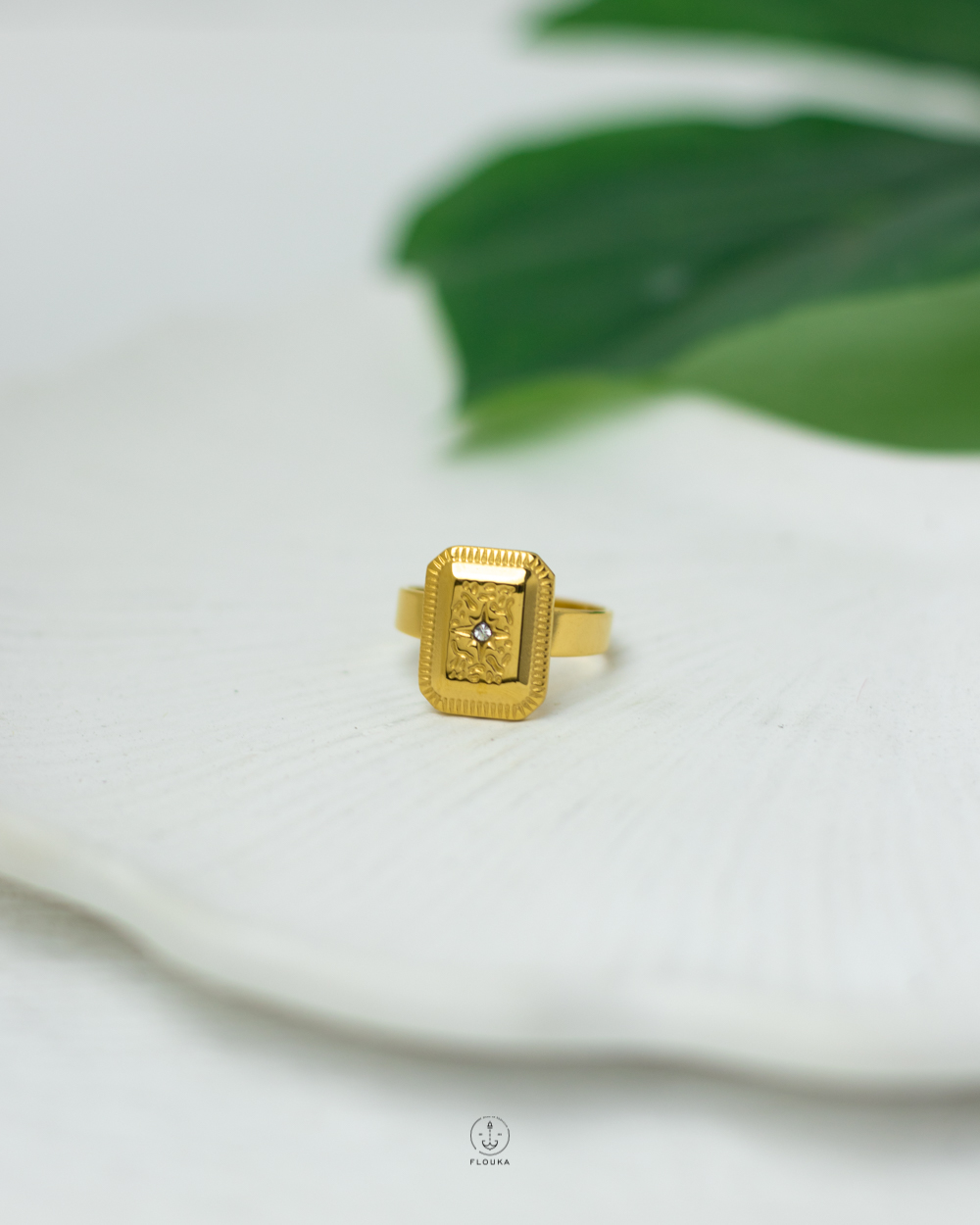 1761690110_r1114.jpg free size gold space star ring