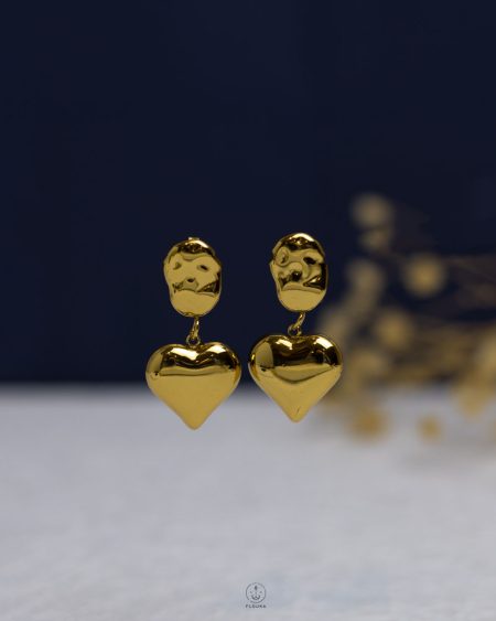 gold heart earring