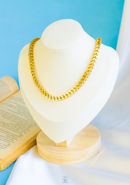 gold cubic gormet necklace