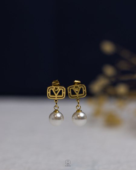 white bead gold valentino earring