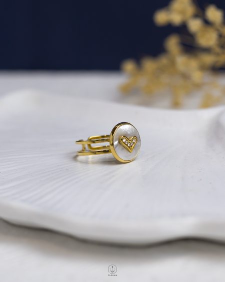 white rasin gold free size heart ring