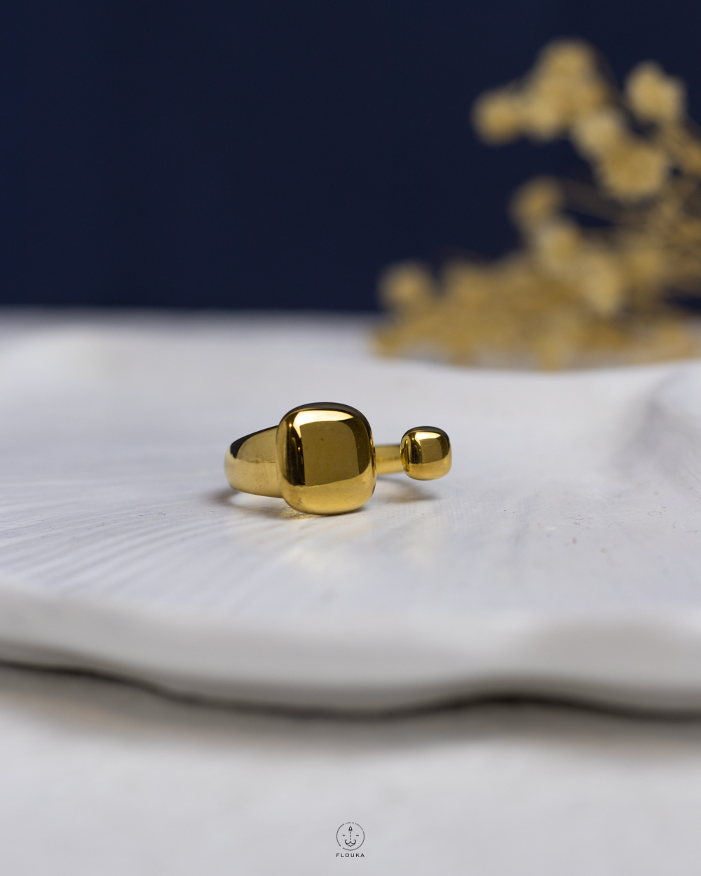 1763586171_r1004.jpg double square gold free size ring