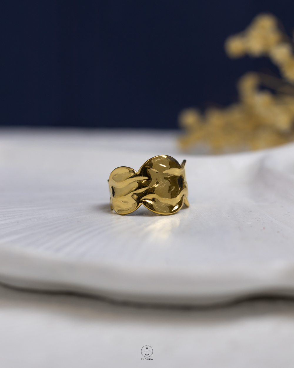 1763586578_r1073.jpg free size gold circle ring