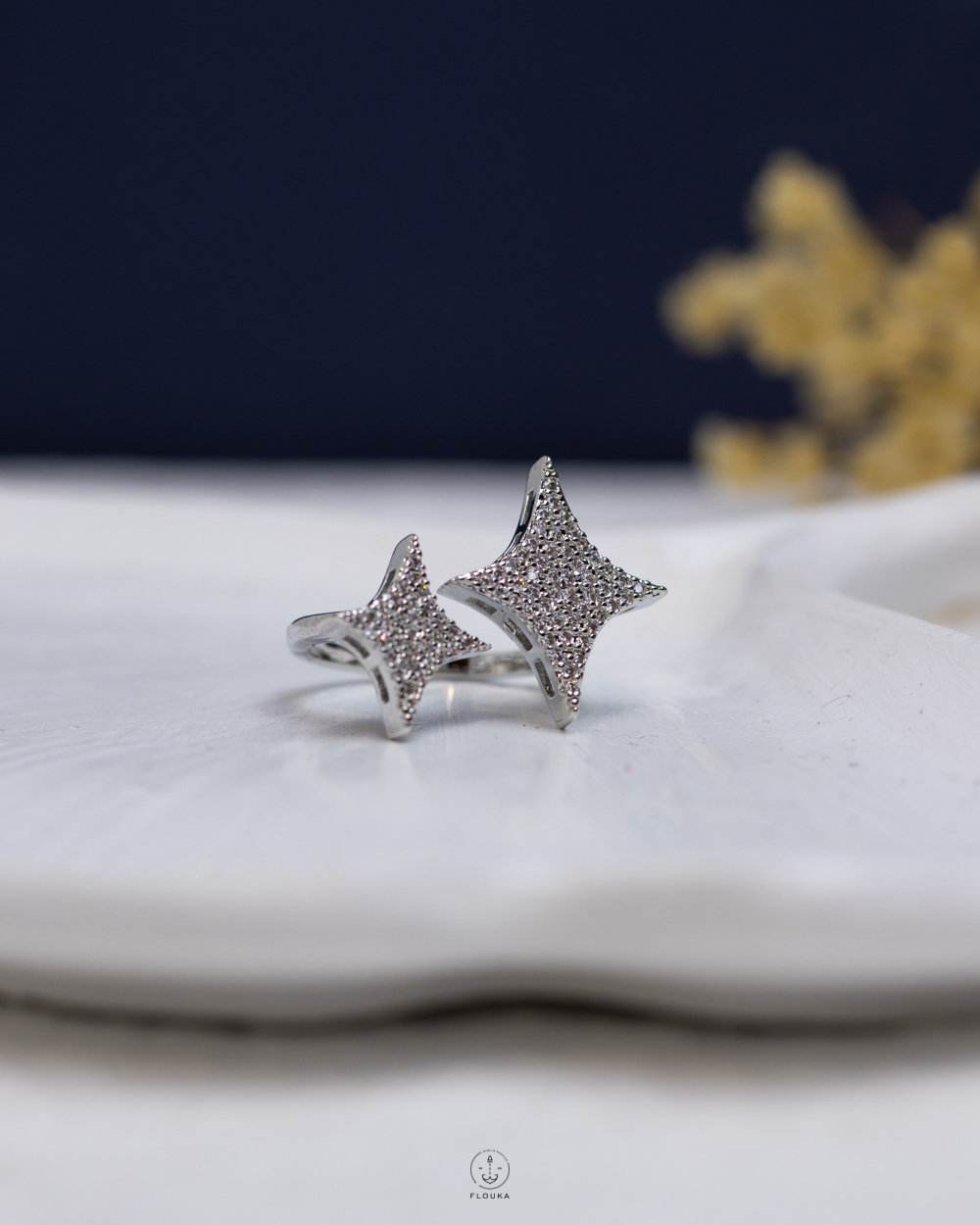 1764108704_r1141.jpg double silver space star ring