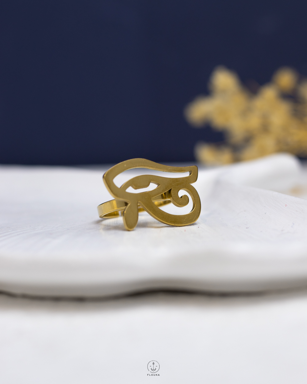 1764109105_r1138.jpg gold houras eye ring