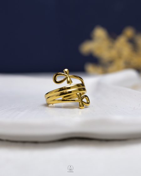 many layer gold pharonic keylife ring