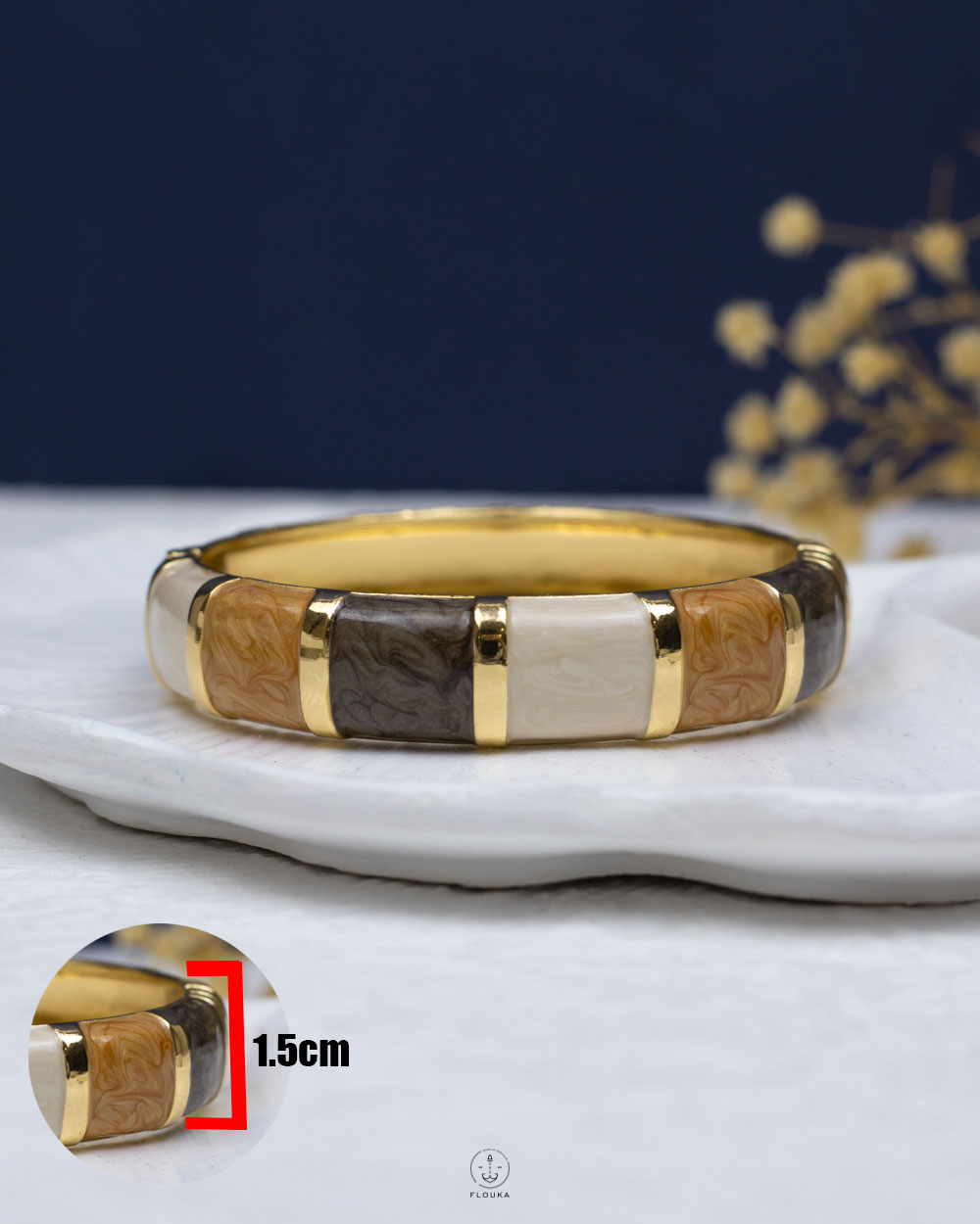1764607797_o1036.jpg winter colorfull bone bangle
