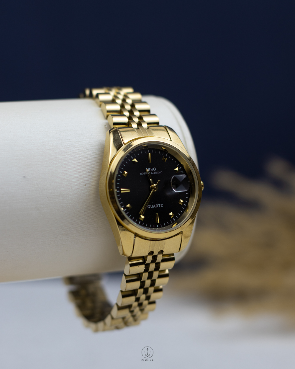 1765498093_w0004.jpg gold IBSO watch