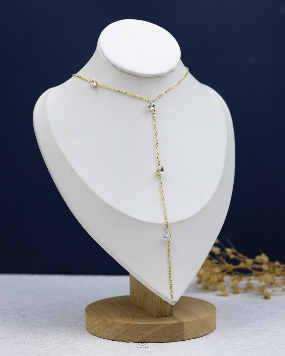 1765499281_n2096.jpg white tear drop gold drop necklace