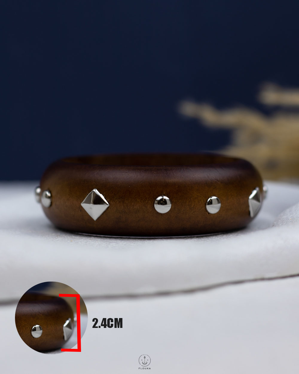 1765737068_O1144.jpg brown wood bangle