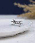 white straus flower silver ring