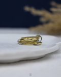 four struas gold ring