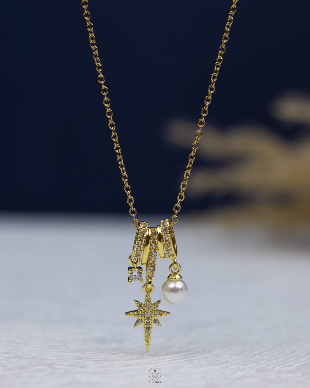 1765740069_n2129.jpg white straus space star gold necklace