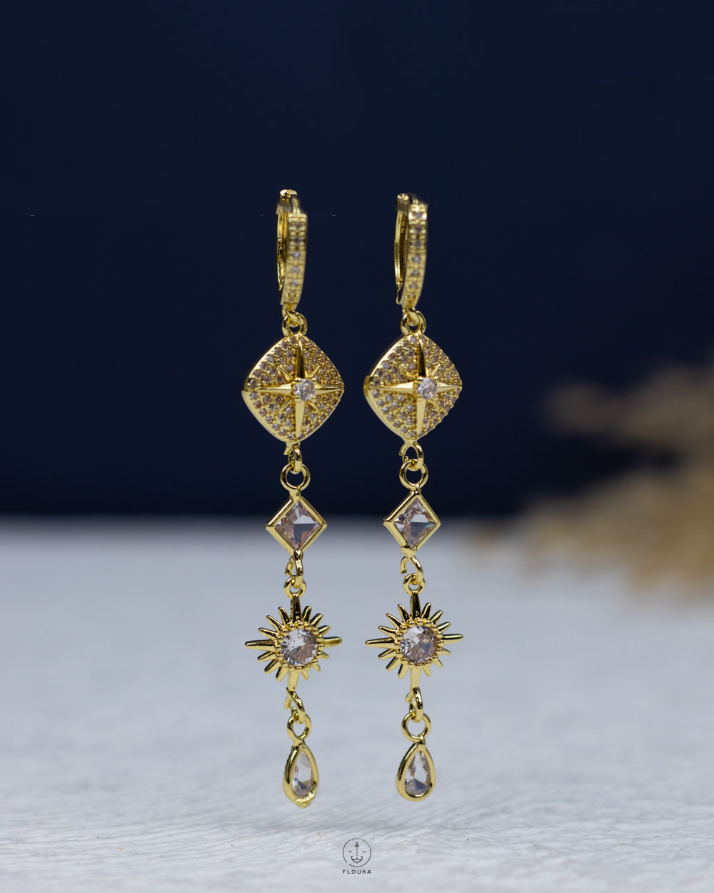 1766000227_e0935.jpg gold straus space star earring