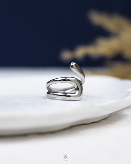 free size silver royal ring